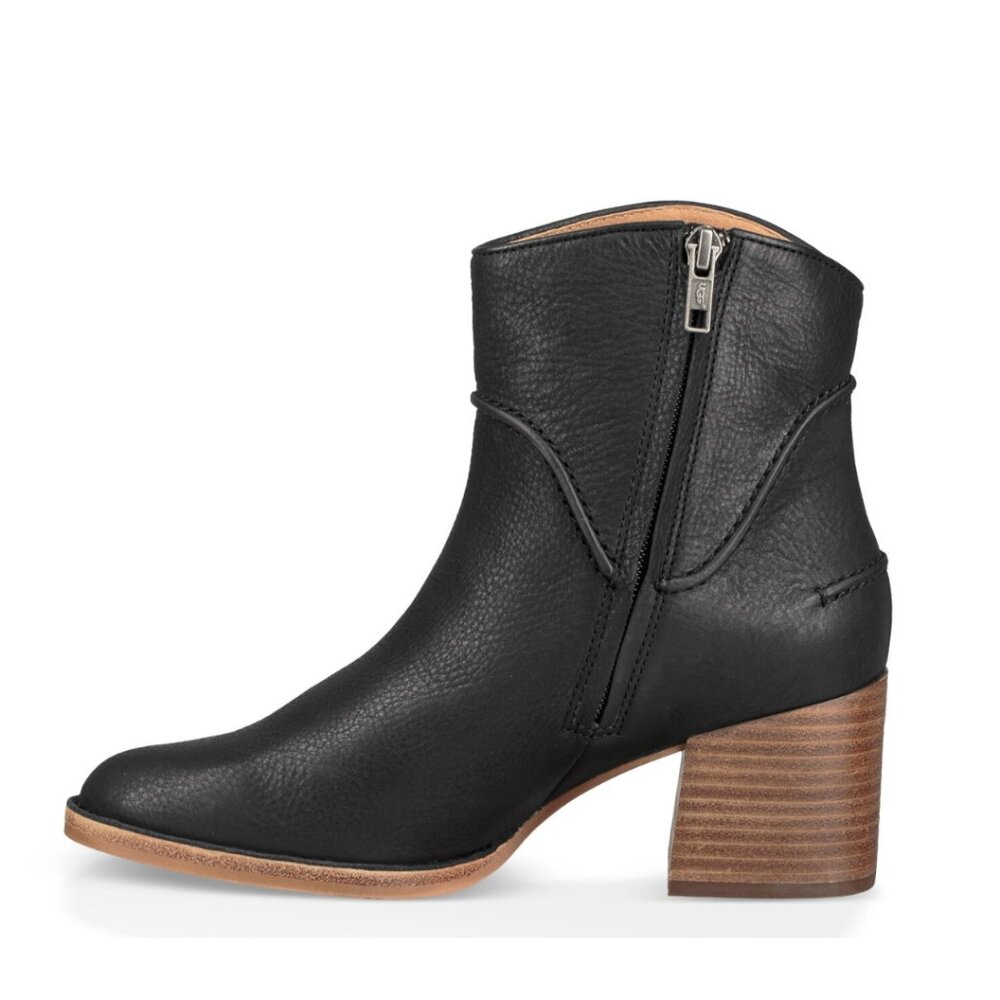 UGG | Annie Ankle Block Heel Boot in Black and‎ Brown Women's 8.5